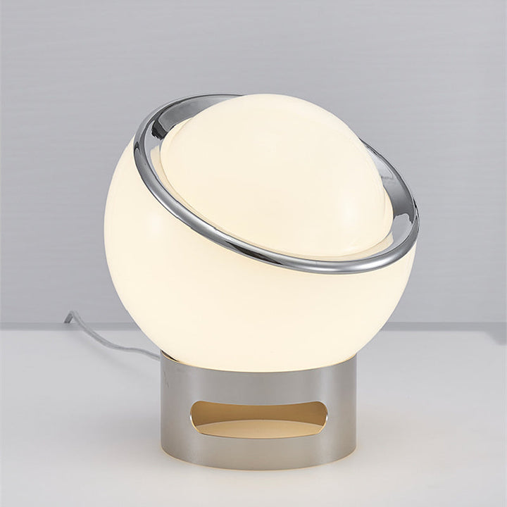 Französische Opal Bauhaus Tischlampe